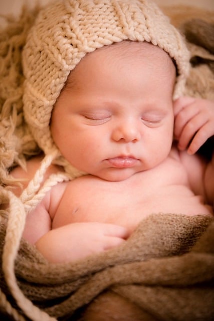 Newborn Photos in Elderslie