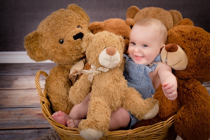 Bear for newborn photo shoot