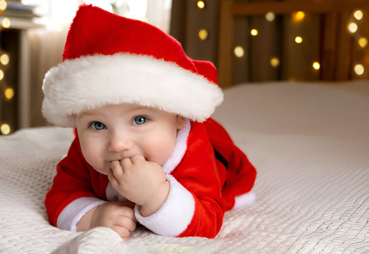 Seasonal Newborn Photography in Sydney