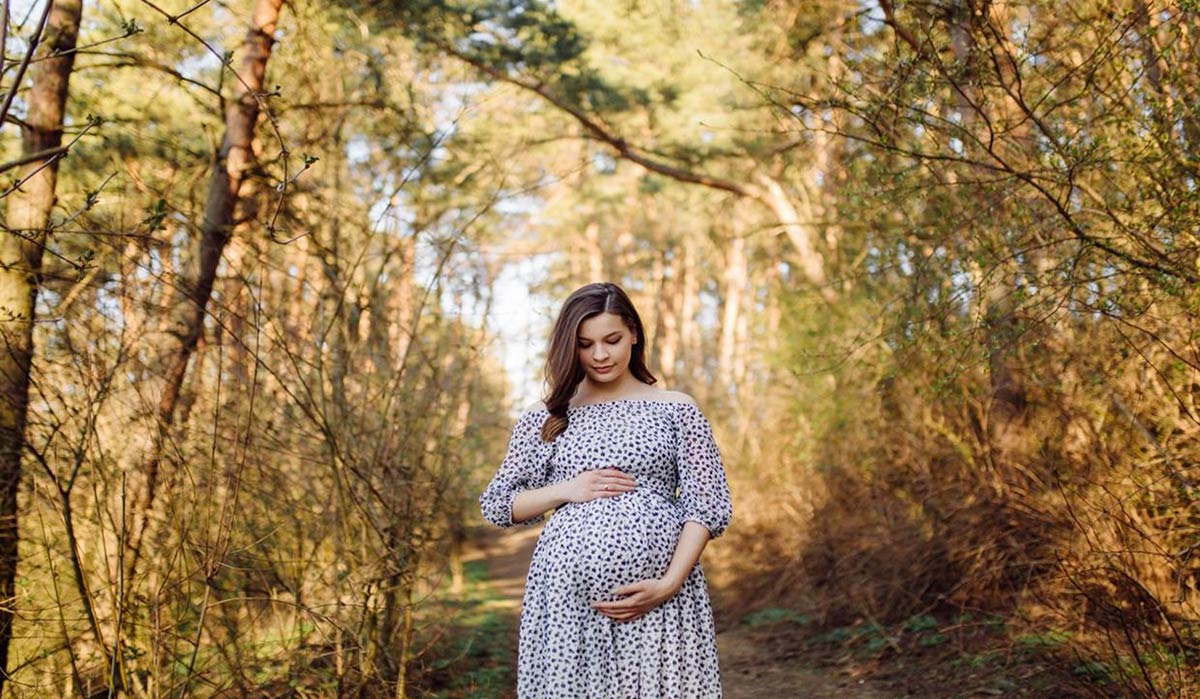 6 Things No One Tells You About Maternity Photo Sessions